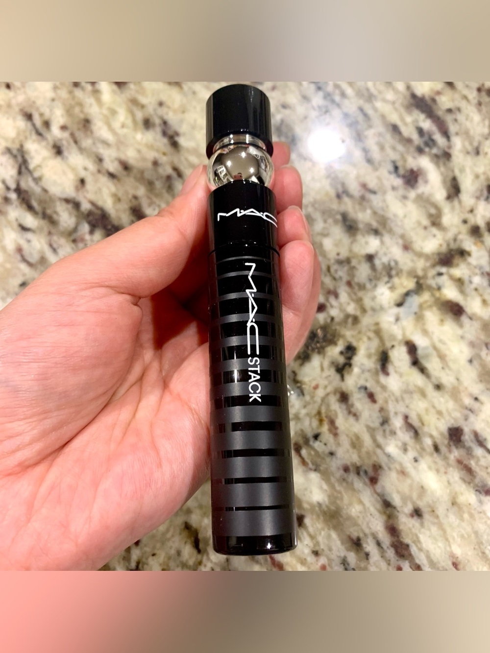 MAC Black Stack Mascara Superstack Mega Brush Volume + Length 12mL/0.41oz